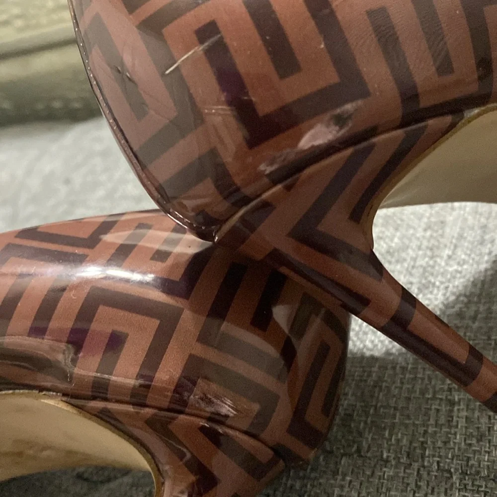 Steve Madden Vala Heels in Camel SZ 6 - Picture 8 of 11